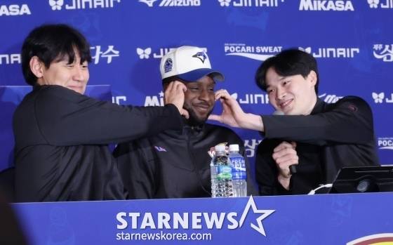 베논(가운데). /사진=김진경 대기자