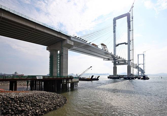 ▲&nbsp;제3연륙교 건설 현장. /사진제공=인천시