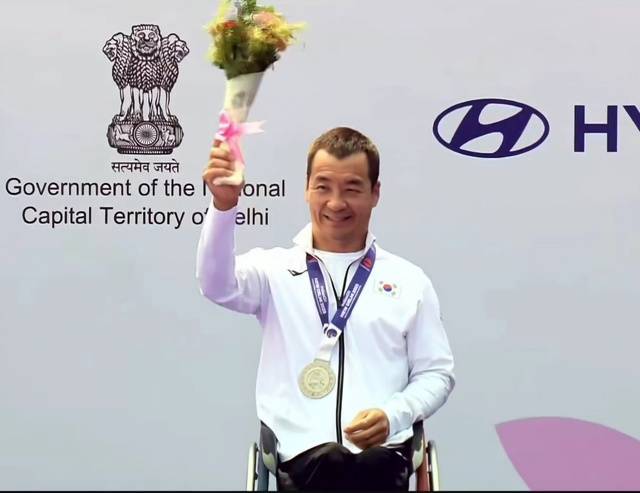 유병훈 선수의 T53, 400m 시상식. 유병훈 선수 제공