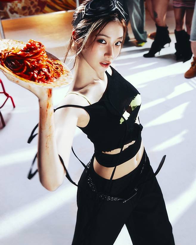 르세라핌 카즈하. 사진 | 쏘스뮤직