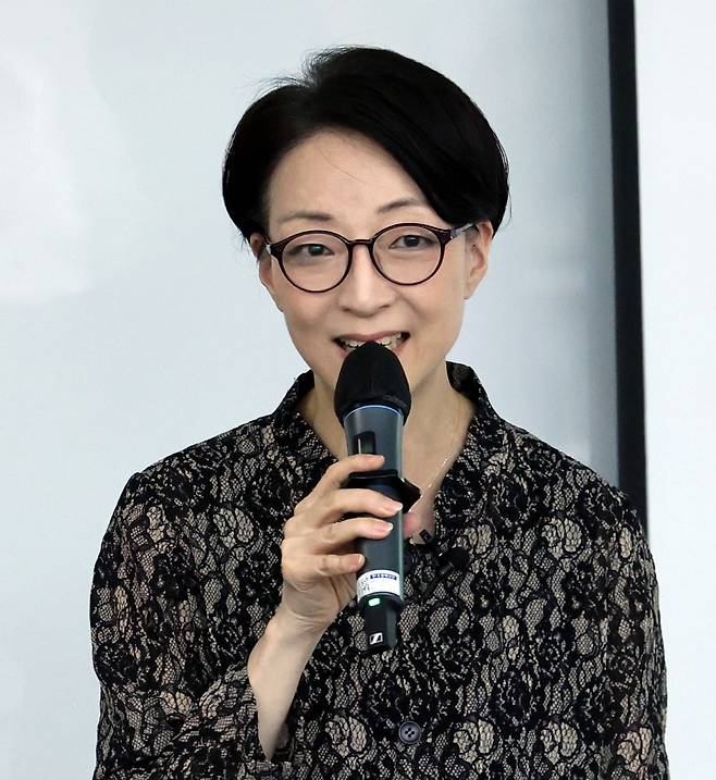 15일 한국경제신문 사옥에서 문훈숙 유니버설발레단장이 아르떼 살롱에서 강연하고 있다. 최혁 기자