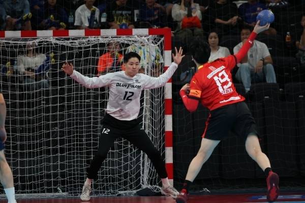 사진 2025/26 시즌 일본 남자 핸드볼 리그 H 블루 팔콘과 오사키 오소르의 경기 모습, 사진 출처=블루 팔콘