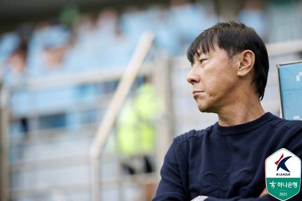 신태용 전 감독 / 사진=한국프로축구연맹 제공