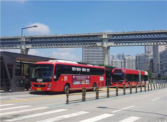 BRT 전기버스와 굴절버스 /행복청 제공