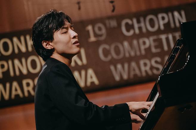 이혁 (쇼팽 피아노 콩쿠르 공식 홈페이지)