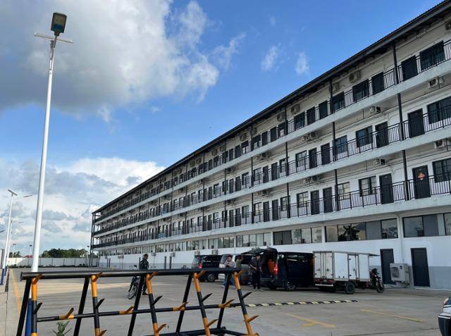 16일 캄보디아 따께우주에 위치한 초대형 범죄 단지 '태자 단지' 모습. 따께우=허경주 특파원