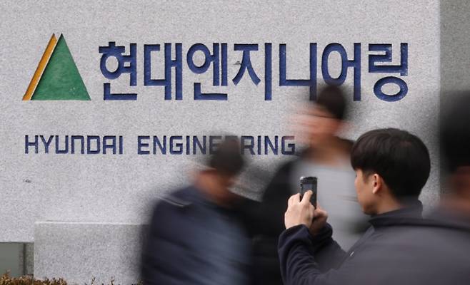 현대엔지니어링이 플랜트 사업본부 직원을 대상으로 유급 순환 휴직을 실시한다. /=뉴스1 사진은 서울 종로구 계동 현대엔지니어링 본사 모습. /사진=뉴스1