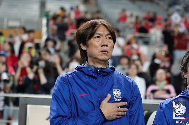 ▲ 한국과 가나는 지금까지 A매치에서 총 7차례 맞대결을 벌였고 가나가 4승 3패로 근소하게 앞서 있다. 홍명보 감독은 10년 전 브라질 월드컵을 준비하면서도 가나를 상대했었다. 그때 0-4로 크게 진 기억이 있어 이번에는 월드컵 준비 과정에서 반드시 설욕해야 하는 상대다. ⓒ&nbsp;대한축구협회