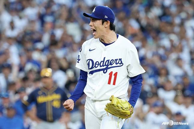 포효하는 사사키. /AFPBBNews=뉴스1