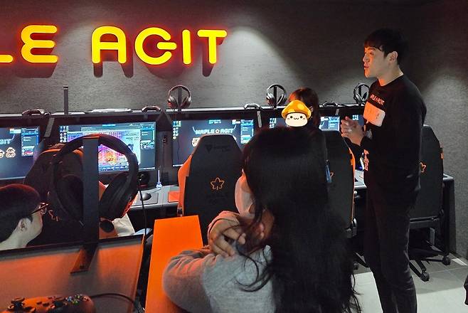 - "이궈궈던" 키만으로 만인의 부러움을 산 세글자