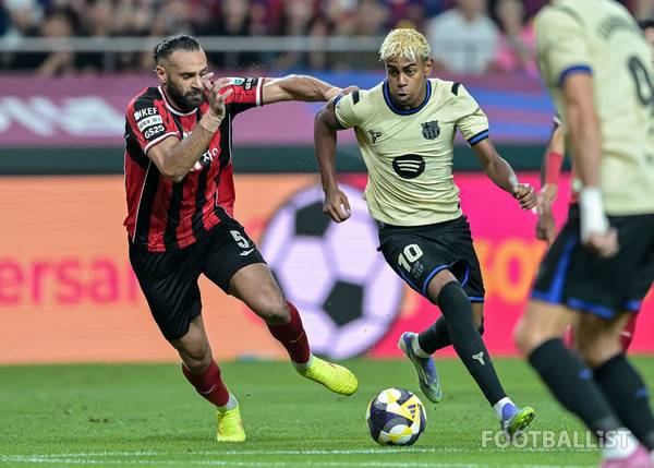 야잔(왼쪽, FC서울), 라민 야말(오른쪽, FC바르셀로나). 서형권 기자