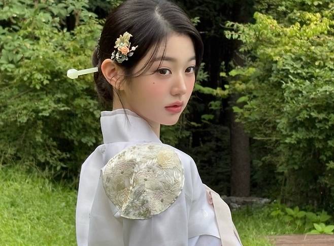 장원영 SNS.