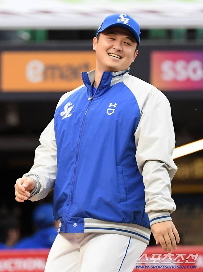 9일 인천SSG랜더스필드에서 열린 SSG와 삼성의 준PO 1차전. 승리한 삼성 최원태가 기뻐하고 있다. 인천=박재만 기자 pjm@sportschosun.com/2025.10.09/