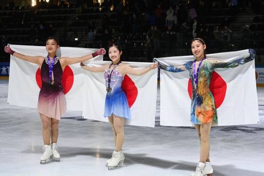 1~3위를 모두 휩쓴 일본 선수들. 왼쪽부터 사카모토 가오리, 나카이 아미, 스미요시 리온. 사진[AFP=연합뉴스]