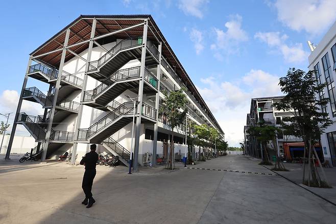 지난 16일(현지시간) 캄보디아 프놈펜 인근 범죄단지인 태자단지의 모습. [연합]