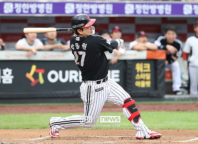 ▲ 2023년 한국시리즈 당시 팀 타선을 깨우는 장타로 우승에 큰 공헌을 한 박동원 ⓒ곽혜미 기자