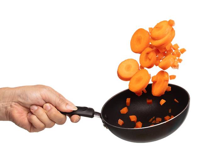 당근에는 항산화 성분이 풍부하다. 당근을 익혀 먹으면 항산화 수치가 크게 높아지는 대신 비타민 C가 줄어든다. 사진=게티이미지뱅크