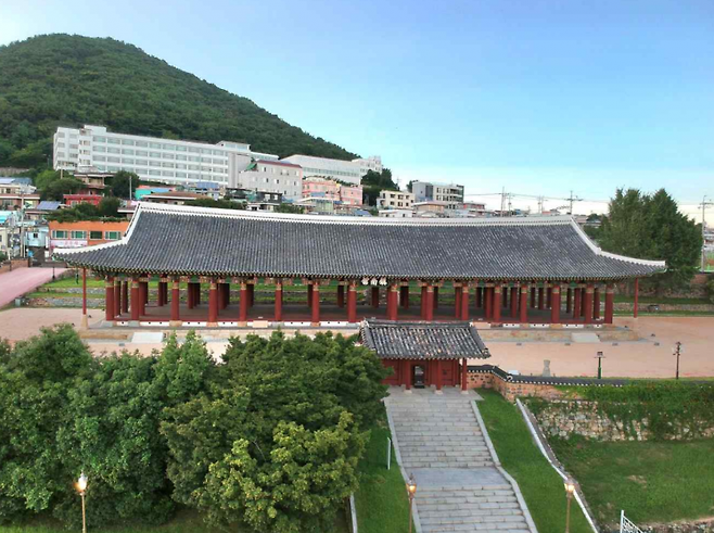 여수 진남관