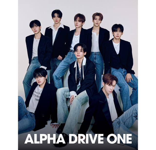 그룹 알파드라이브원이 '2025 마마 어워즈'에서 첫 무대를 선보인다. 웨이크원 제공