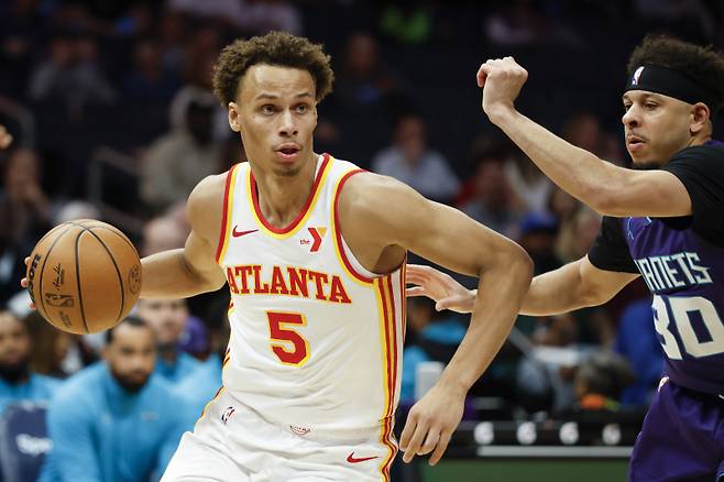 <yonhap photo-3137="">애틀랜타와 4년 연장 계약에 합의한 다이슨 다니엘스. [AP=연합뉴스]</yonhap>