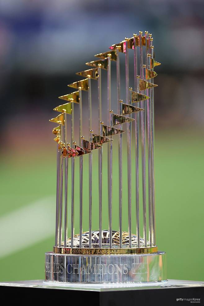 월드시리즈 우승 트로피. 사진=게티이미지코리아