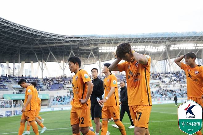제주 SK 선수들. /사진=한국프로축구연맹 제공