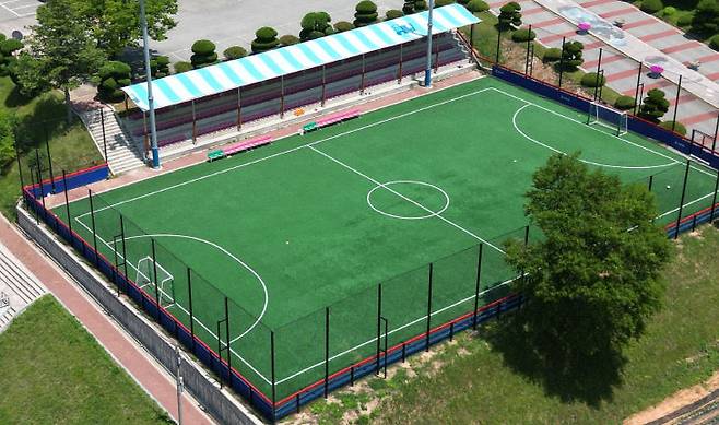 홍성공업고 풋살장.