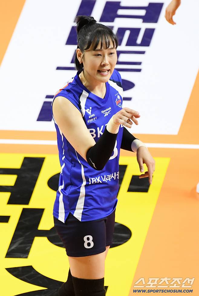 19일 장충체육관에서 열린 V리그 GS칼텍스와 IBK기업은행의 경기. IBK 임명옥이 라인을 조율하고 있다. 장충=박재만 기자 pjm@sportschosun.com/2025.10.19/