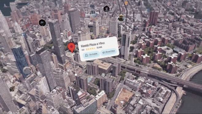 갤럭시 XR에서 음성으로 식당을 검색하자 구글 지도에 위치가 표시됐다./심민관 기자