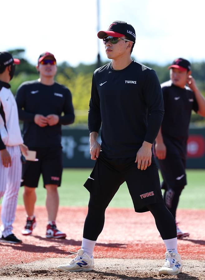 한국시리즈를 대비해 주루 훈련 중인 문성주. 구단 제공