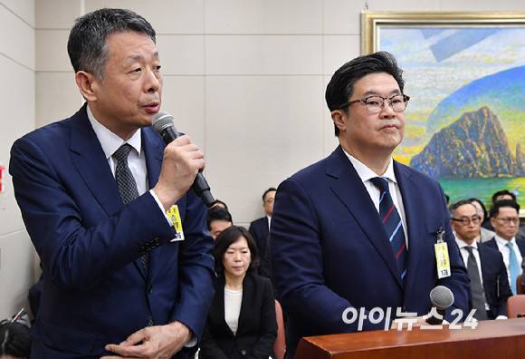 김광일 홈플러스 대표이사가 지난 14일 서울 여의도 국회에서 열린 공정거래위원회, 개인정보보호위원회 등에 대한 정무위원회 국정감사에서 질의에 답변하고 있다. [사진=아이뉴스24 DB]