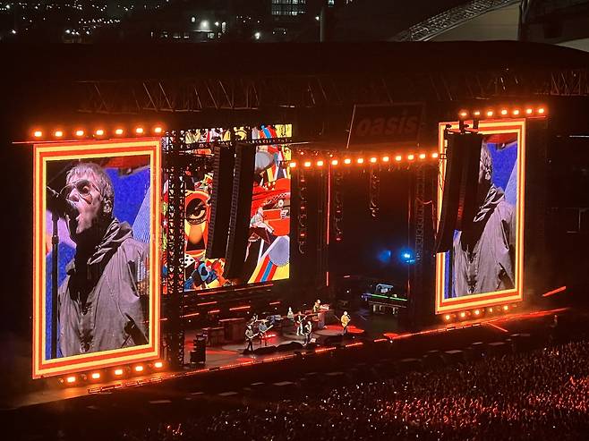 Oasis performs at Goyang Sports Complex as part of its Oasis Live '25 Tour on Tuesday. (Park Jun-hee/The Korea Herald)