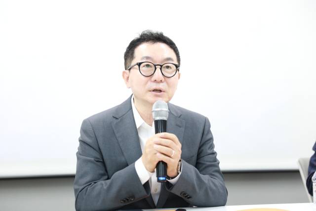 한성일 차백신연구소 대표가 22일 서울 광화문 HJ비즈니스센터에서 중장기 성장 전략 및 글로벌 사업 비전을 발표하고 있다. 사진 제공=차바이오텍