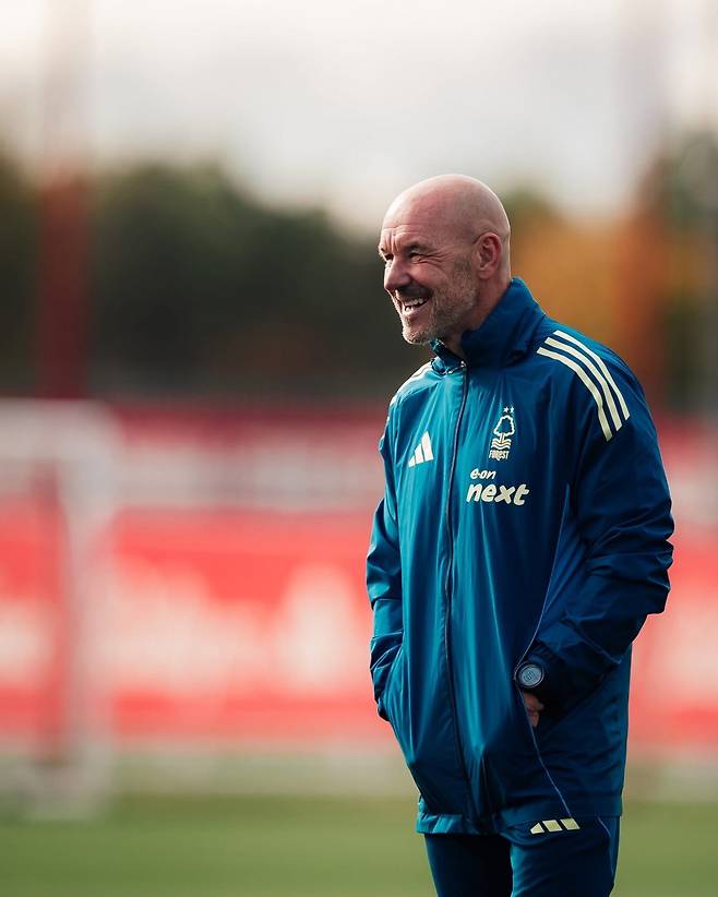 글로벌 스포츠 매체 ‘디 애슬레틱’은 노팅엄의 션 다이치 감독 선임에 대해  “이번 결정이 단순히 ‘감독 교체’가 아니라 ‘안정감을 위한 선택’”이라고 분석했다. 사진출처|노팅엄 페이스북