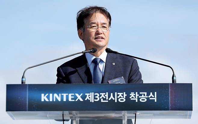 23일 열린 일산 킨텍스 제3전시장 착공식에서 이동환 시장이 축사를 하고 있다. [사진=고양시]