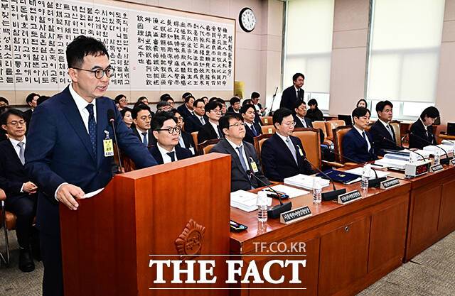 업무보고하는 구자현 서울고등검찰청장.