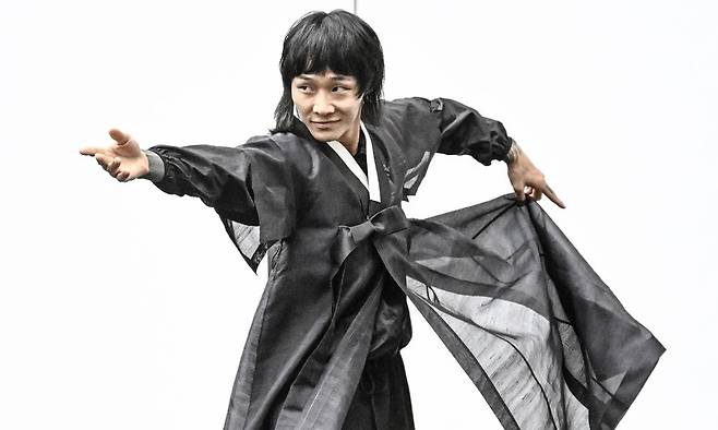 댄스 경연 프로그램 ‘스테이지 파이터’에서 스스로 중도 하차하면서 오히려 인기가 치솟은 무용수 기무간. 세종문화회관 제공