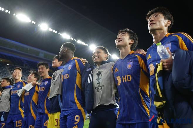 산프레체 히로시마전에서 승리한 울산 HD. 사진=프로축구연맹