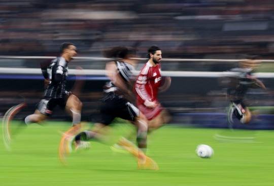 소보슬러이의 광속 드리블. 사진[로이터=연합뉴스]