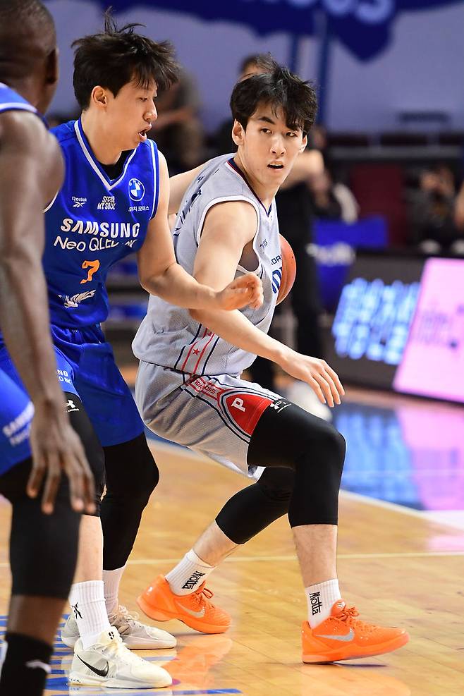 [서울=뉴시스]  プロバスケットボールチーム蔚山現代モービスのソ・ソンジン選手。 （写真＝KBL提供） ※転売・DB禁止