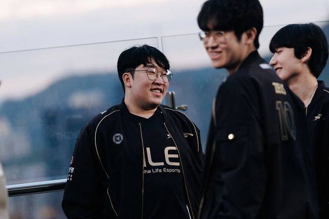 라이엇게임즈 플리커.