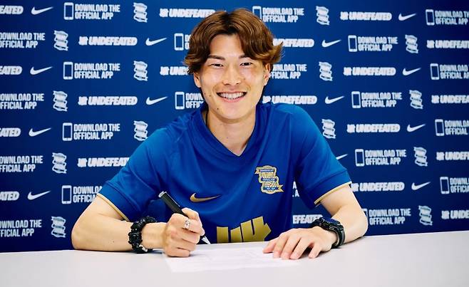 버밍엄 시티 스트라이커 후루하시 고교. /사진=버밍엄 시티 공식 사회관계망서비스(SNS)