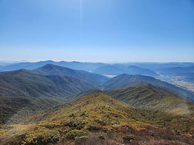 노고단에서 바라본 지리산 풍경. 국립공원공단 제공.
