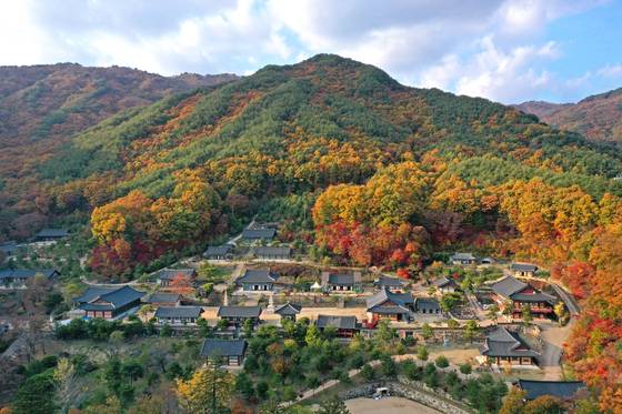 Yongmunsa Temple nestled within Mount Yongmun [GETTY IMAGES BANK]