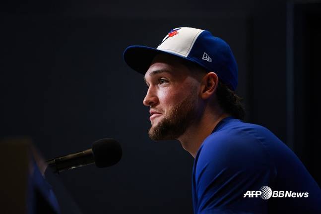 토론토 트레이 예세비지가 24일(한국시간) 열린 월드시리즈 기자회견에 참석했다. /AFPBBNews=뉴스1