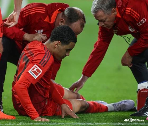 쓰러진 무시알라. /AFPBBNews=뉴스1