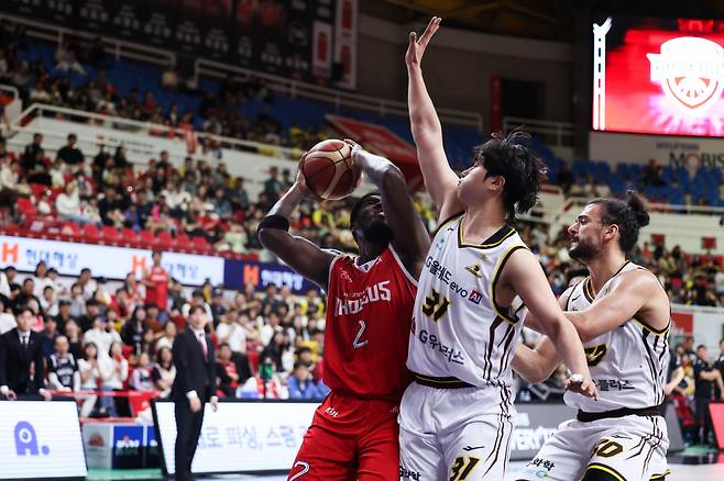 LG-현대모비스전. 사진제공=KBL