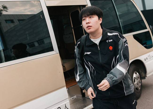 라이엇게임즈 플리커.