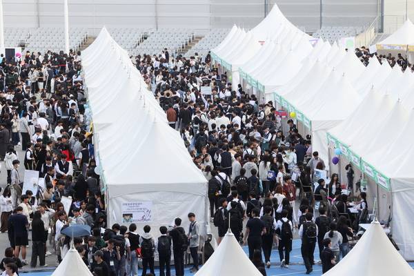 학생들이 준비한 전국 최대 수학·과학 축제인 인천과학대제전·인천수학축전이 24~25일 인천아시아드주경기장에서 열렸다. 2025.10.25 /인천시교육청 제공