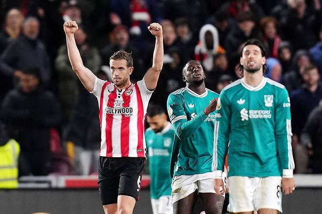 [런던=AP/뉴시스] 잉글랜드 프로축구 프리미어리그(EPL) 브렌트포드의 조던 헨더슨. 2025.10.25.